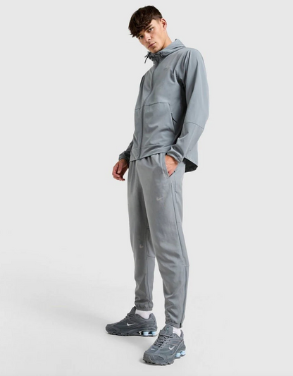 Nike Challenger Woven