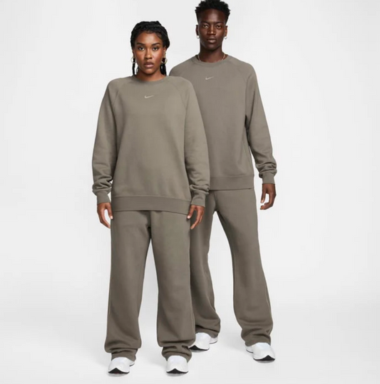 Conjunto Nike Nocta Fleece Marrón